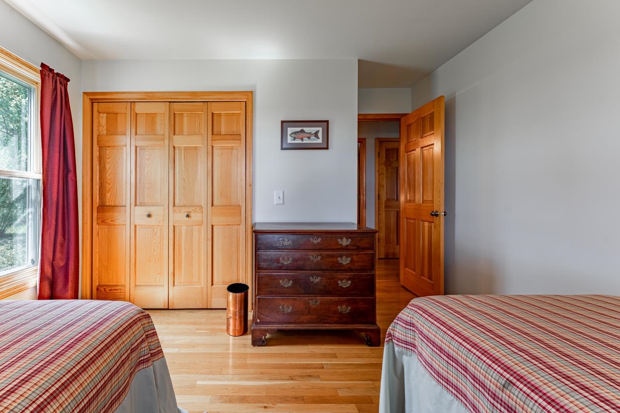 3013 Pagles Road Harvard, IL 60033 - Photo 18 of 35 a bedroom with a bed and a dresser