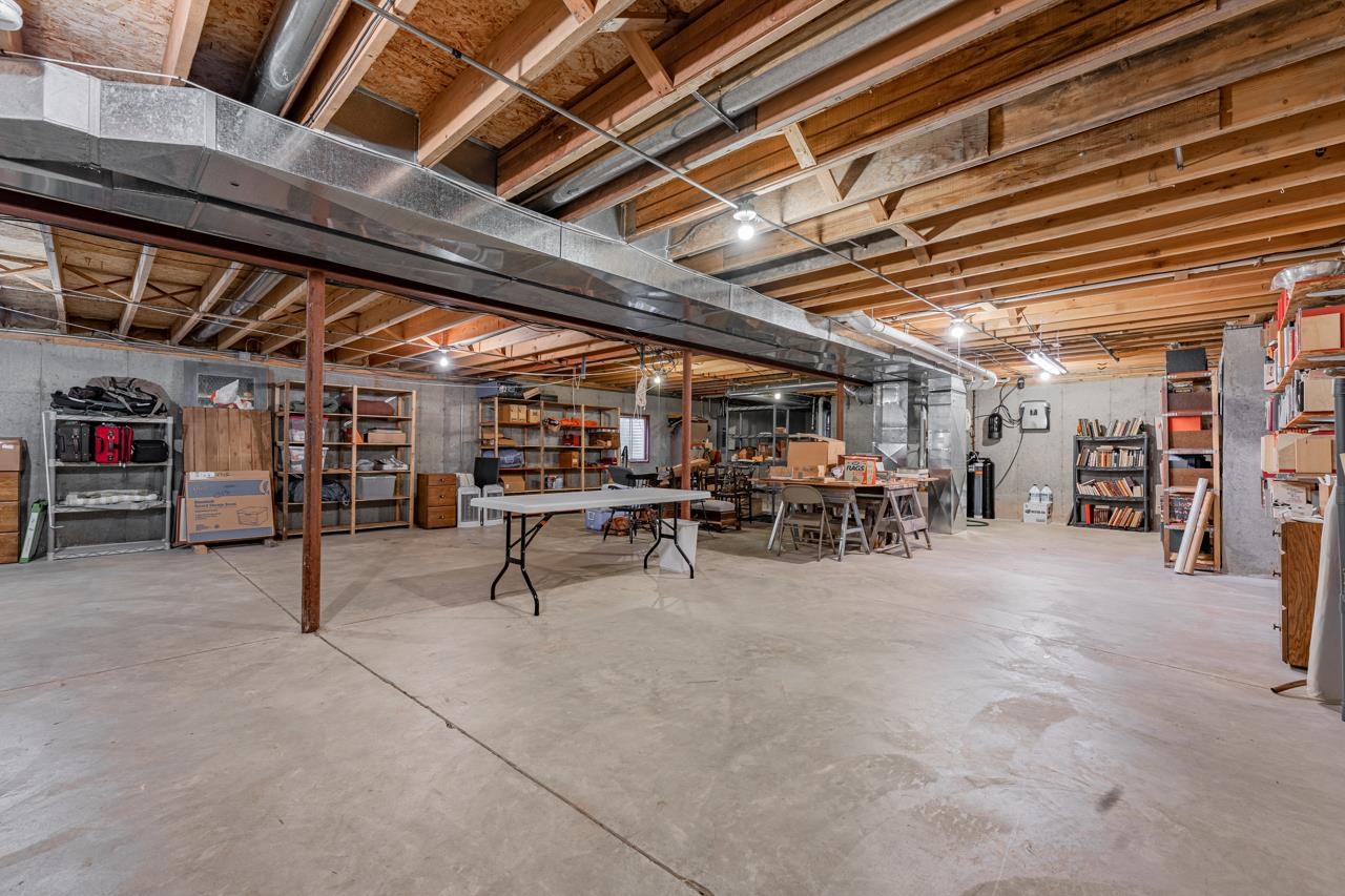 3013 Pagles Road Harvard, IL 60033 - Photo 23 of 35 a view of a room with gym equipment