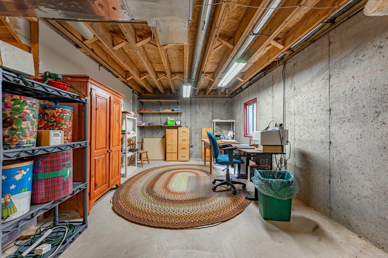 3013 Pagles Road Harvard, IL 60033 - Photo 26 of 35 a room with furniture and gym equipment