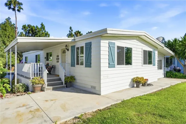 $364,000 | 24001 Muirlands Lake, Unit 64, Lake Forest, CA 92630
