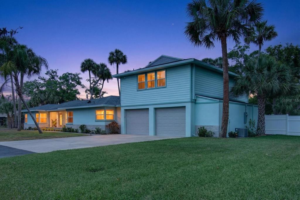 5539 Delaware Avenue New Port Richey, FL 34652 - Photo 2 of 95