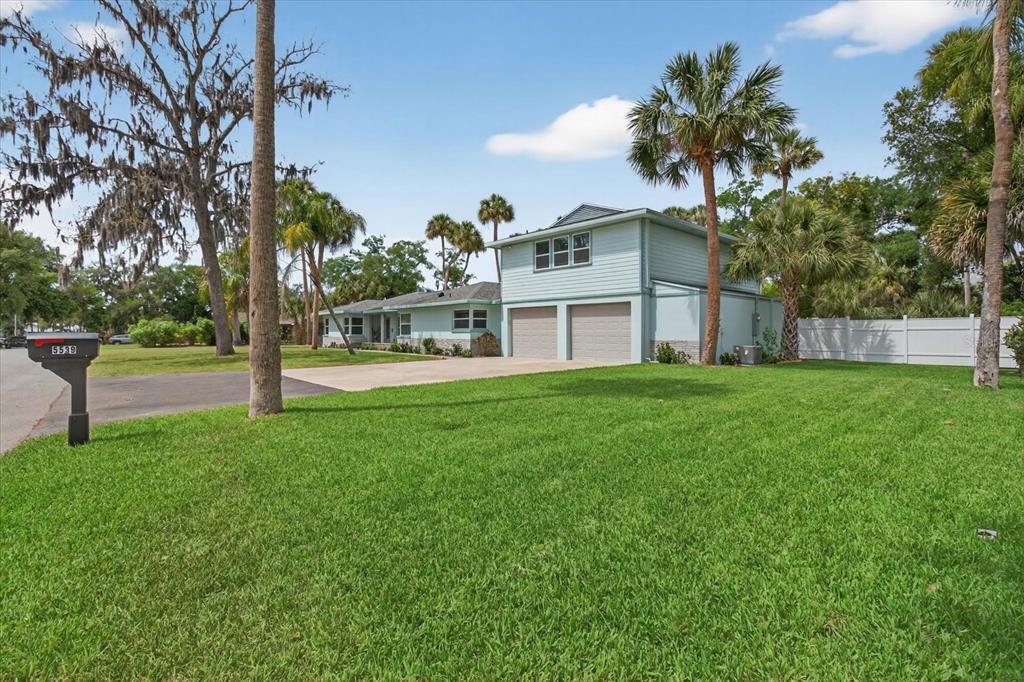 5539 Delaware Avenue New Port Richey, FL 34652 - Photo 10 of 95