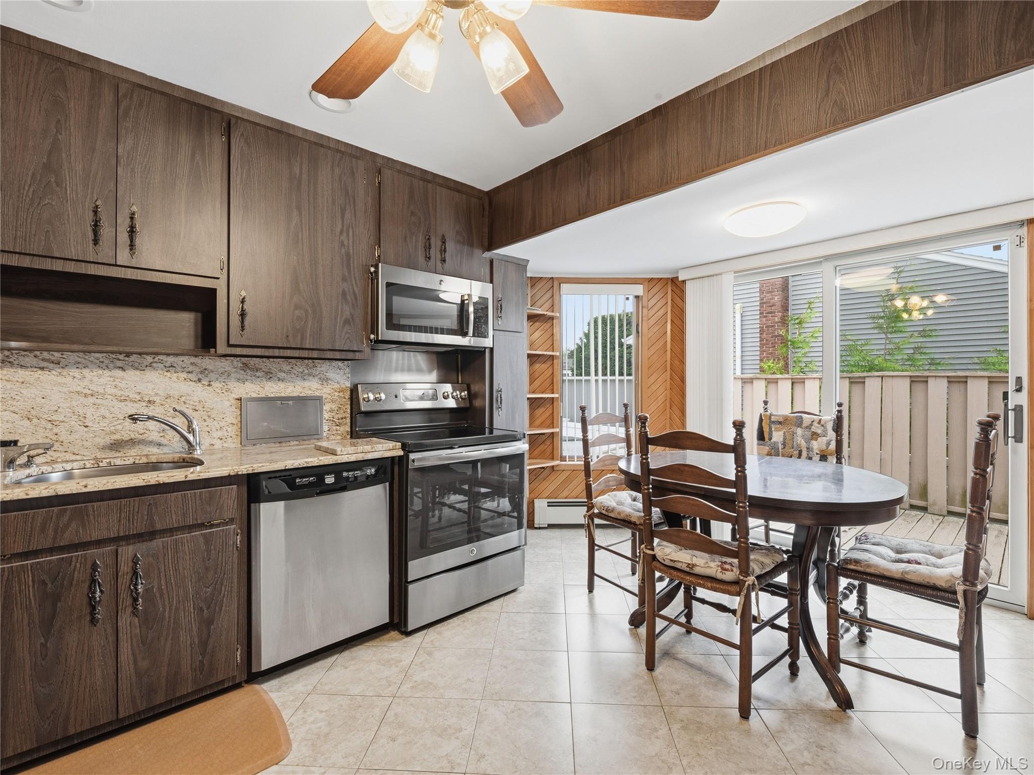 70 Polo Road Massapequa, NY 11758 - Photo 6 of 39