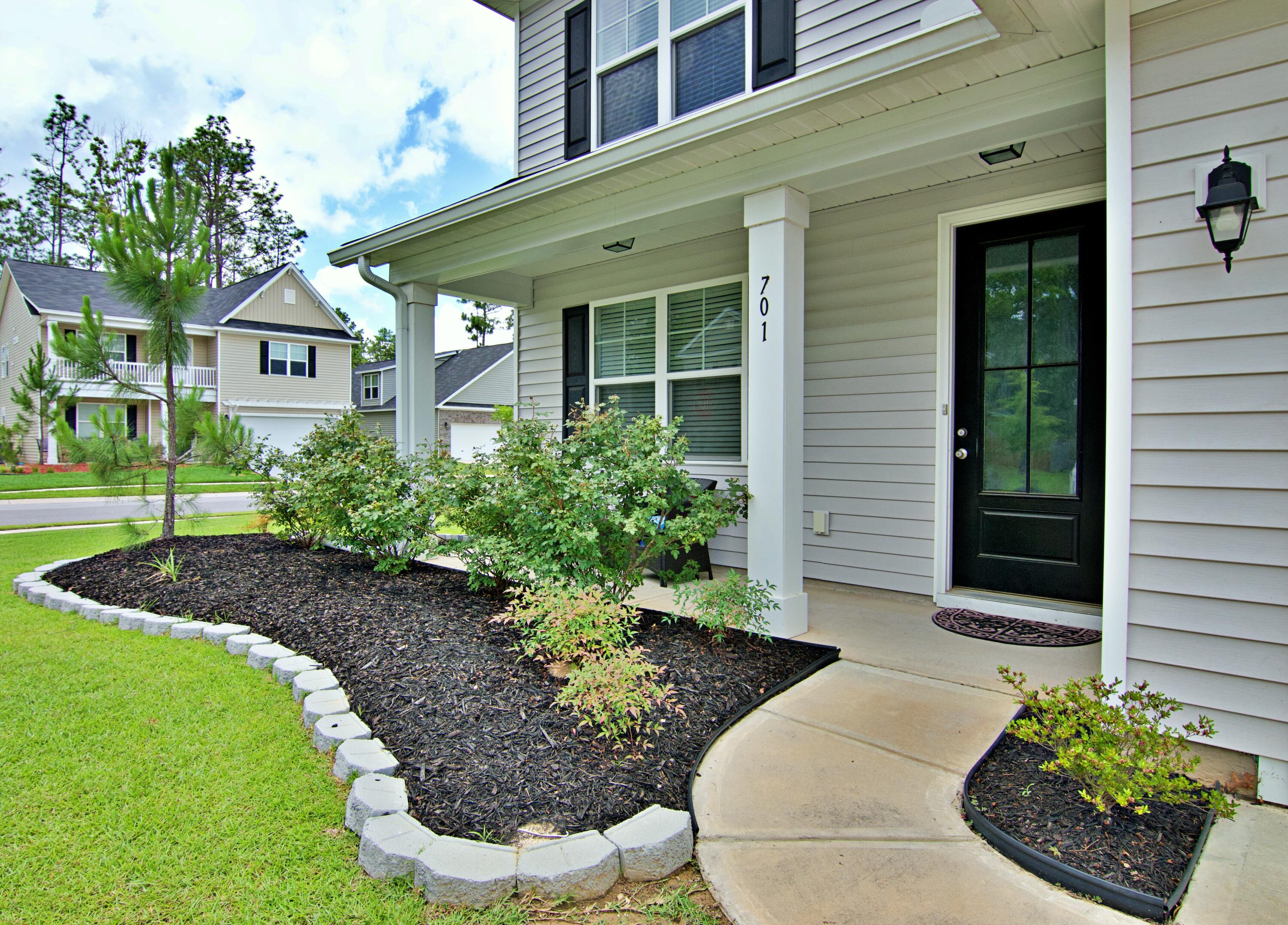 701 Kilarney Road Summerville, SC 29483 - Photo 2 of 29 Front Porch