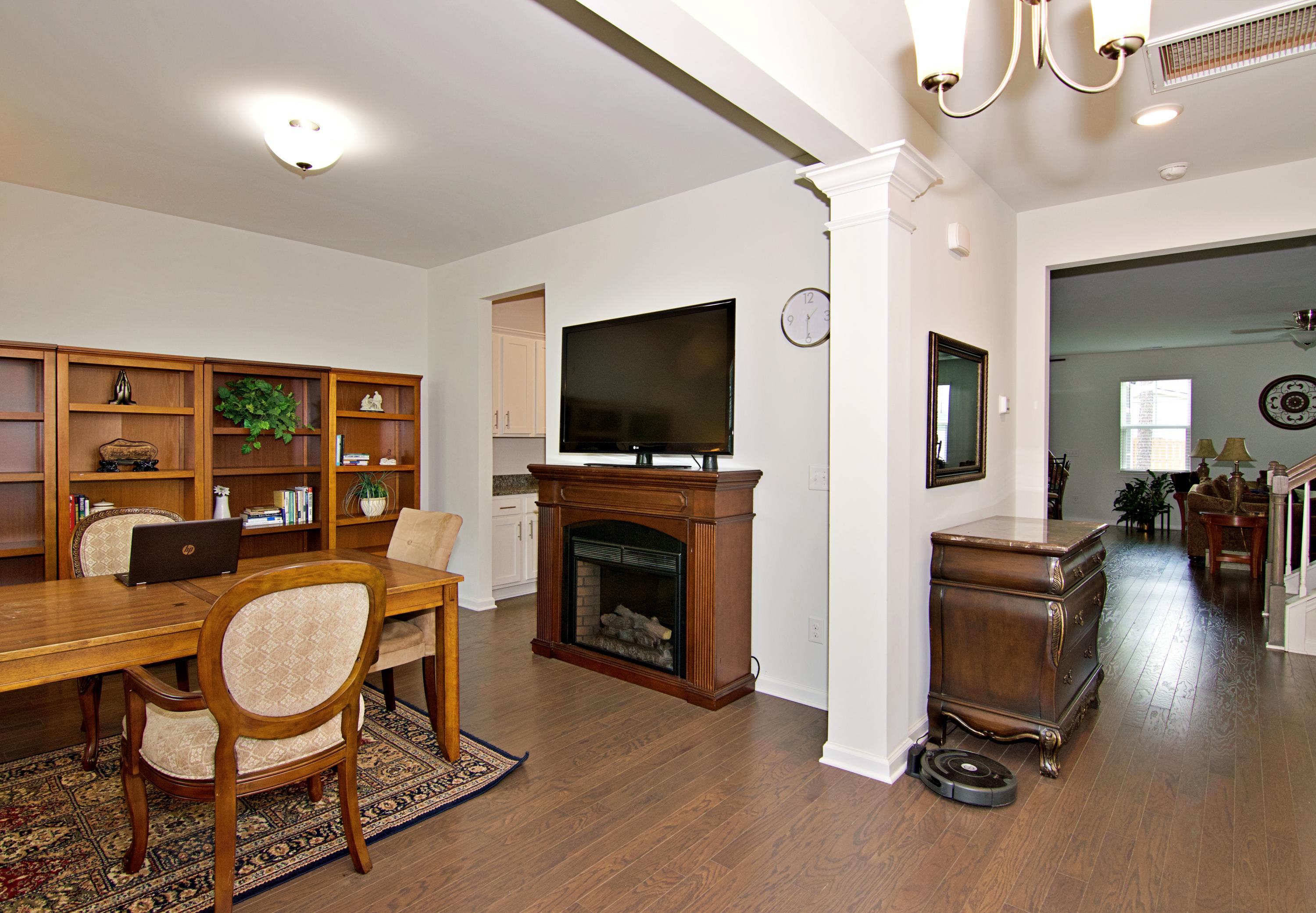 701 Kilarney Road Summerville, SC 29483 - Photo 4 of 29 Office or Dining Room