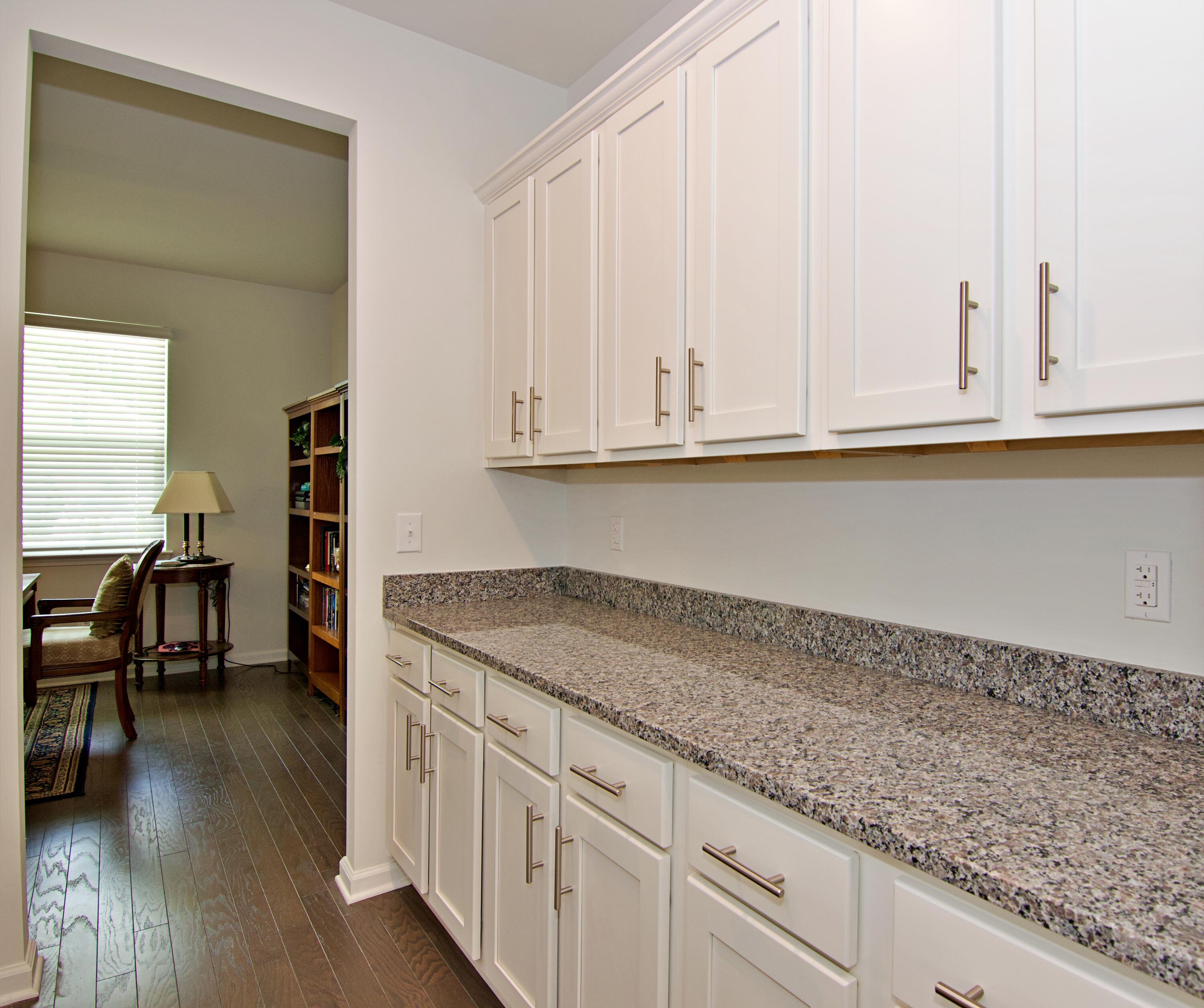 701 Kilarney Road Summerville, SC 29483 - Photo 9 of 29 Server & Storage
