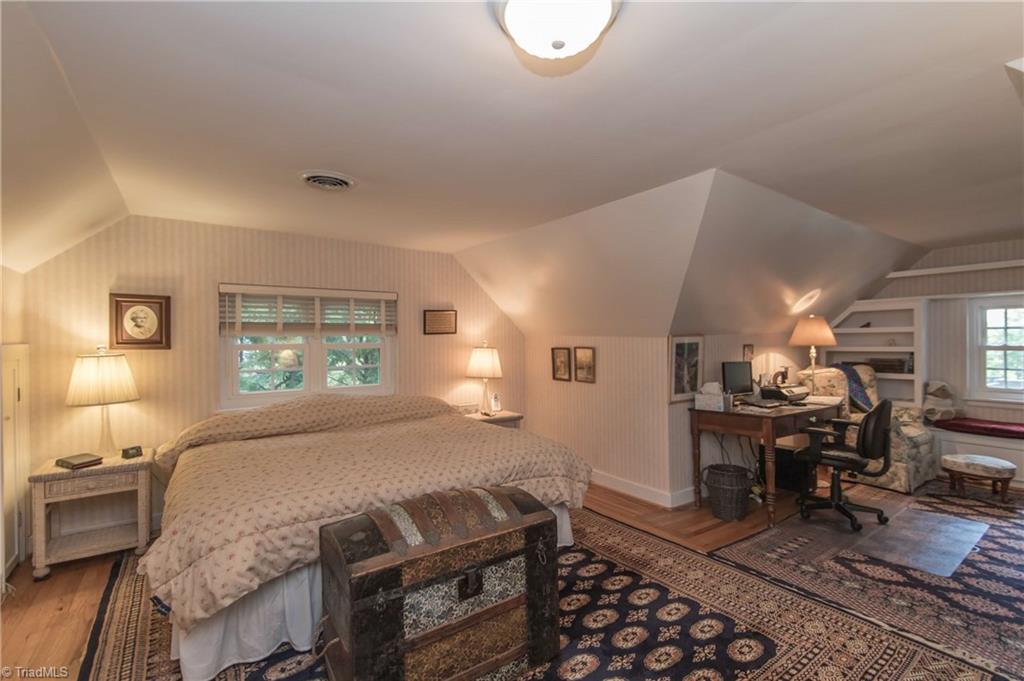 125 Jackson Road Mount Airy, NC 27030 - Photo 16 of 28 Upper Level Bath