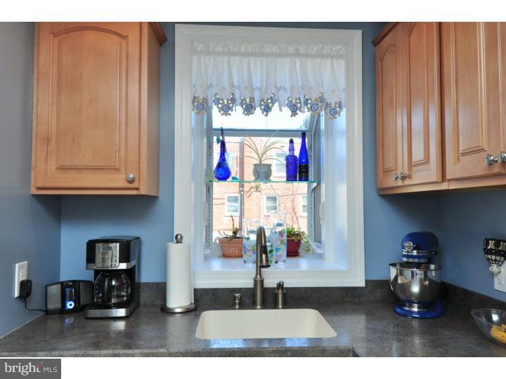 260 Lynn Road Ridley Park, PA 19078 - Photo 5 of 25 Kitchen