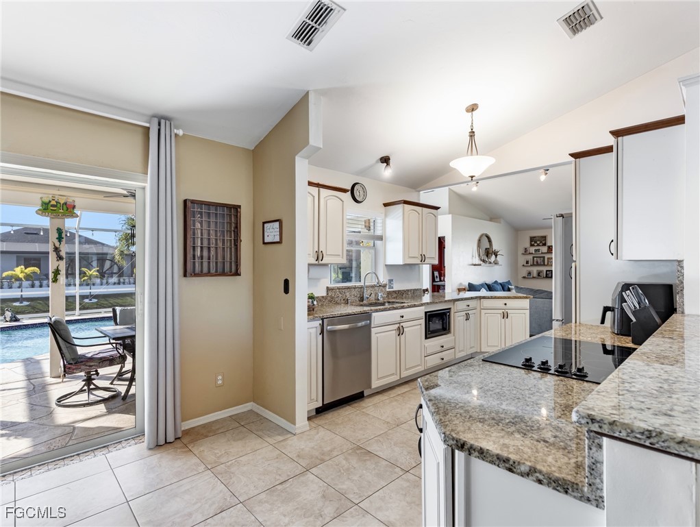 836 Southwest 23rd Street Cape Coral, FL 33991 - Photo 15 of 44