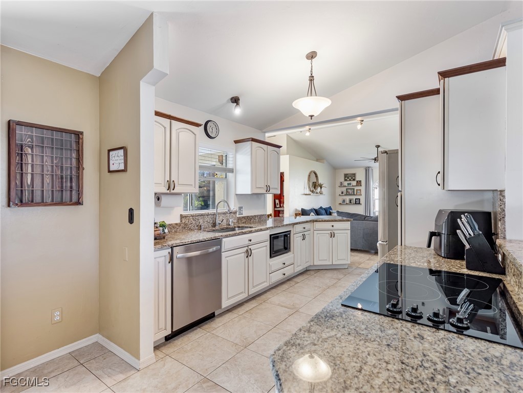 836 Southwest 23rd Street Cape Coral, FL 33991 - Photo 16 of 44