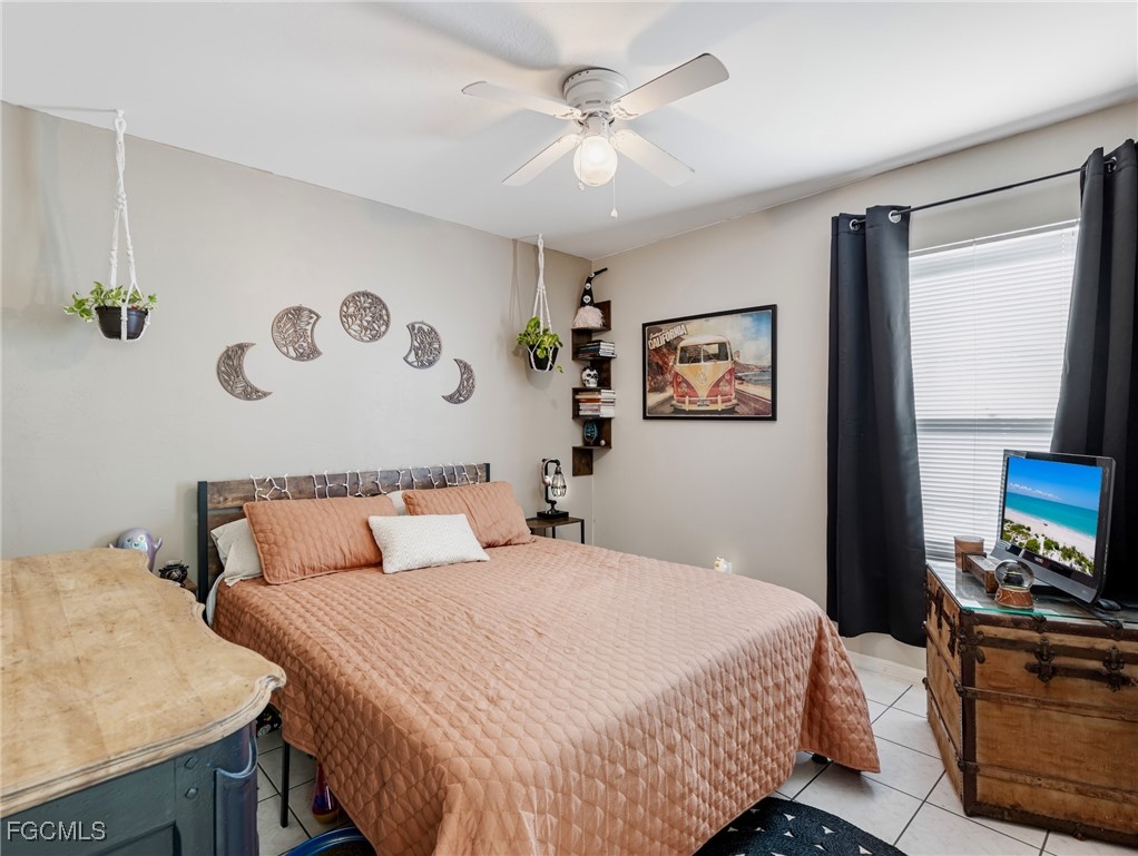 836 Southwest 23rd Street Cape Coral, FL 33991 - Photo 26 of 44