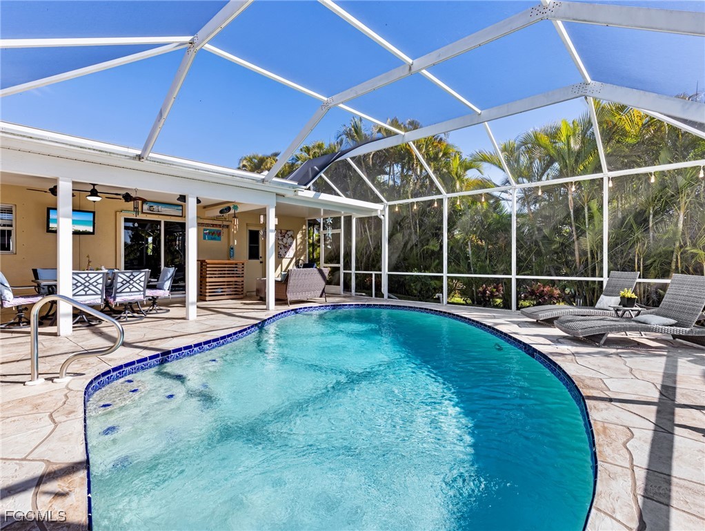 836 Southwest 23rd Street Cape Coral, FL 33991 - Photo 30 of 44