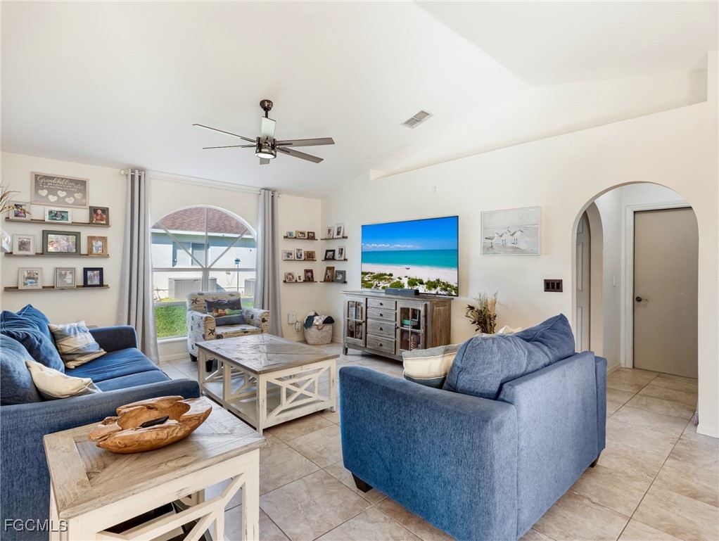 836 Southwest 23rd Street Cape Coral, FL 33991 - Photo 7 of 44