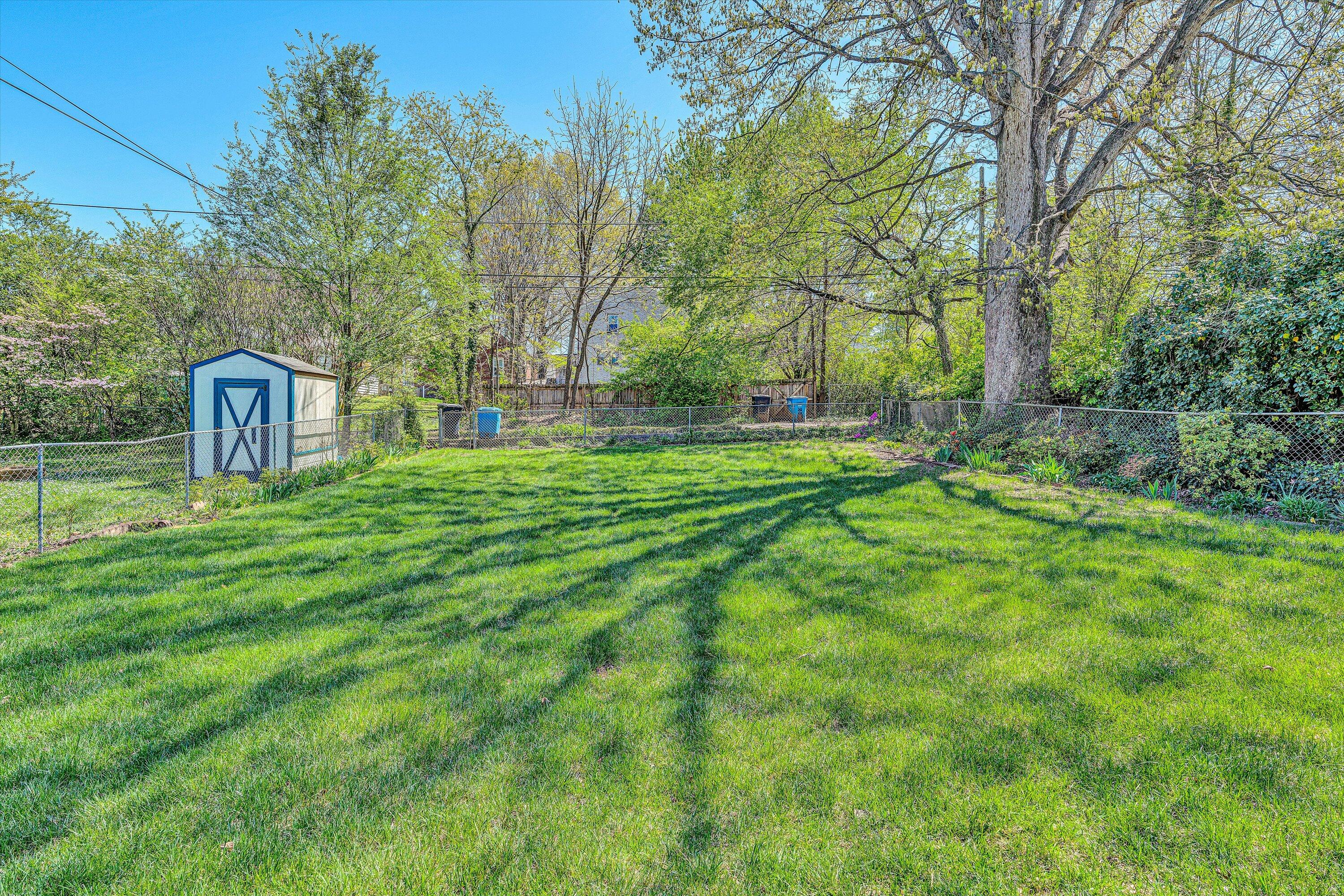 1822 Arden Road Southwest Roanoke, VA 24015 - Photo 29 of 32 29-SGM-09165