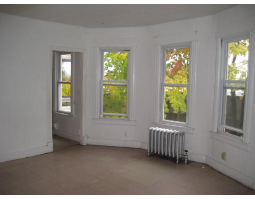 17-19 Sullivan Street Springfield, MA 01104 - Photo 5 of 6
