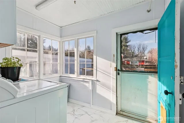 $575,000 | 3222 Kromer Avenue, Everett, WA 98201