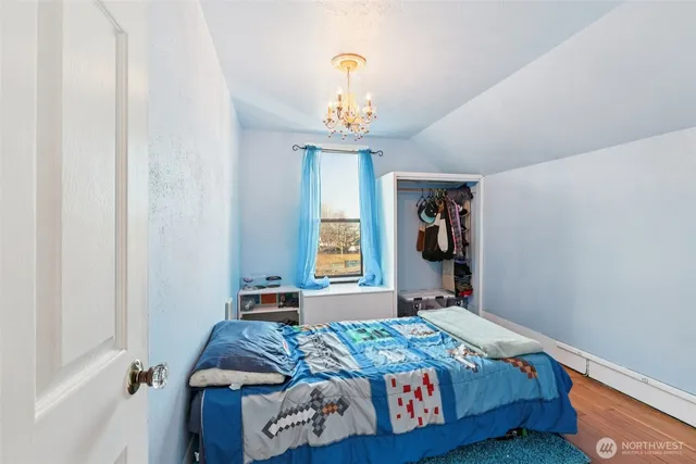 $575,000 | 3222 Kromer Avenue, Everett, WA 98201