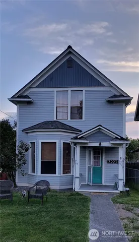 $575,000 | 3222 Kromer Avenue, Everett, WA 98201