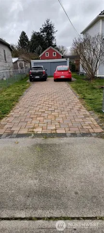 $575,000 | 3222 Kromer Avenue, Everett, WA 98201