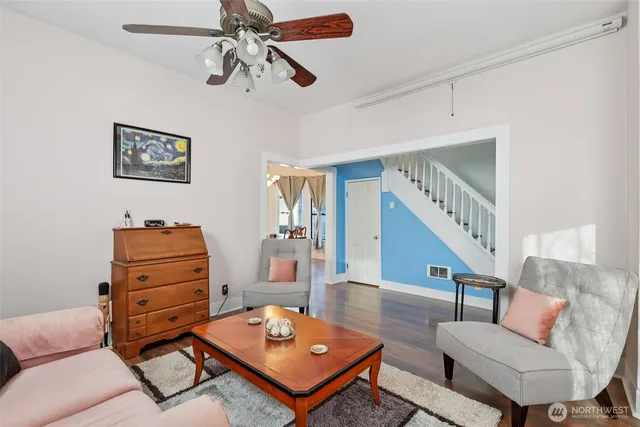 $575,000 | 3222 Kromer Avenue, Everett, WA 98201