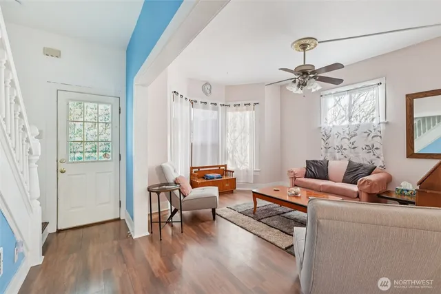 $575,000 | 3222 Kromer Avenue, Everett, WA 98201