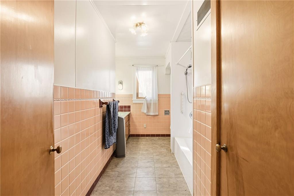 372 Lincoln Street Somerset, PA 15501 - Photo 21 of 50