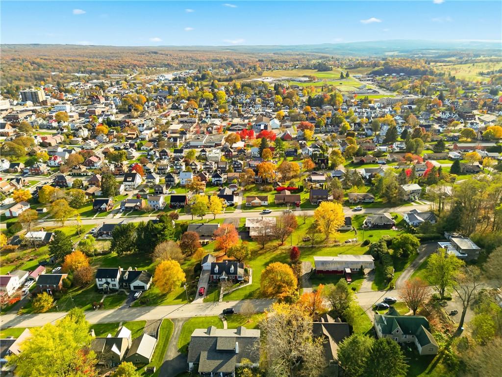 372 Lincoln Street Somerset, PA 15501 - Photo 49 of 50 a view of city and ocean