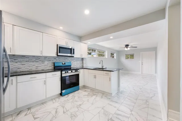 $2,300 | 112 Milton Street, Unit 112, Lantana, FL 33462