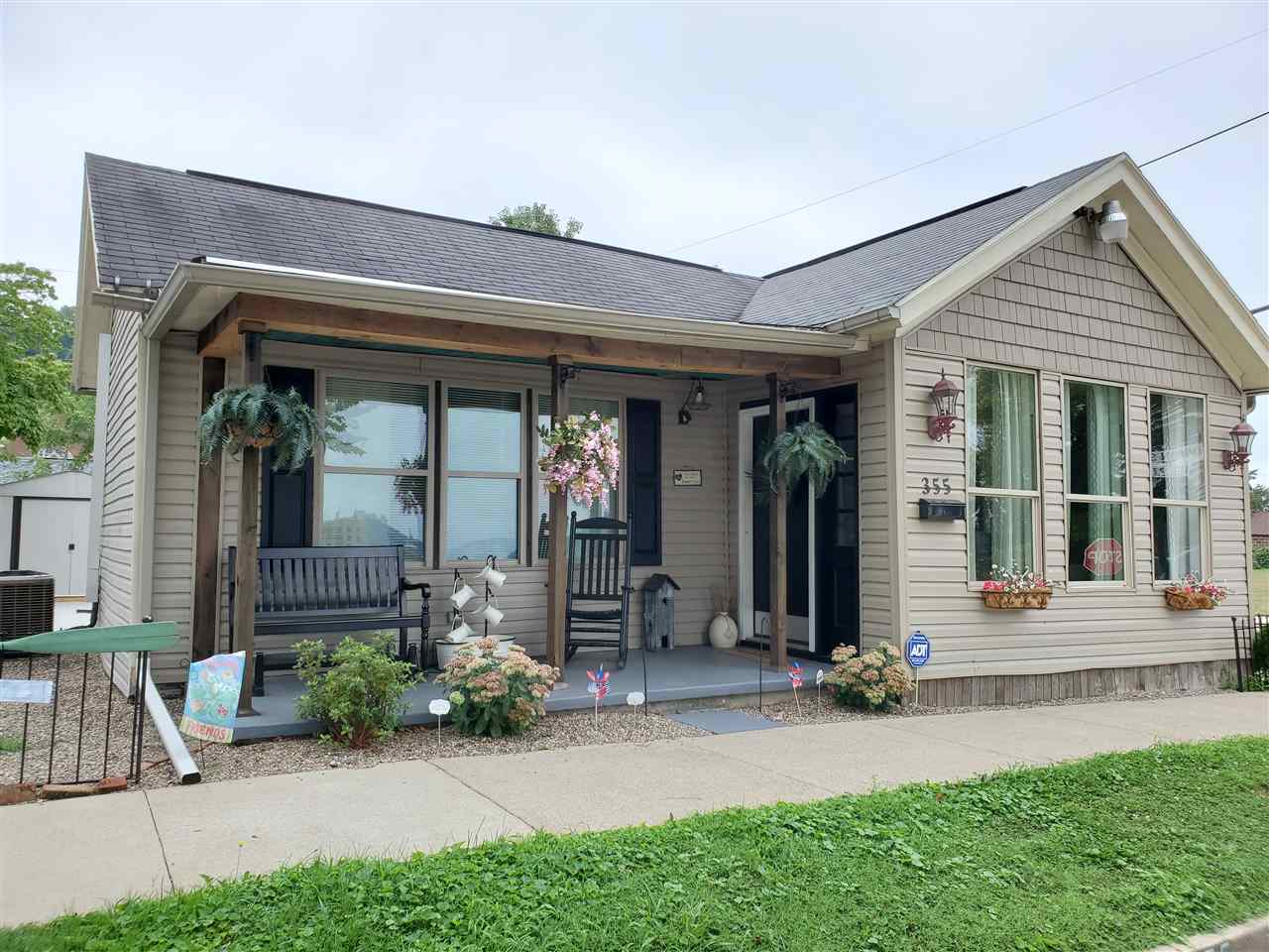 355 Riverside Drive Russell, KY 41169 - Photo 1 of 1 Gallery Image 1