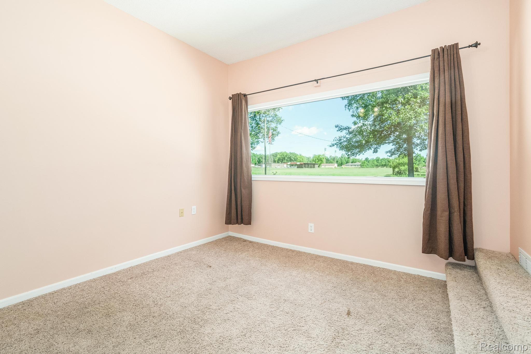 45171 Dunn Road Belleville, MI 48111 - Photo 46 of 52 Gallery Image 46
