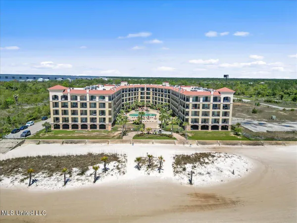 $810,000 | 900 Village Lane, Unit 442, Pass Christian, MS 39571