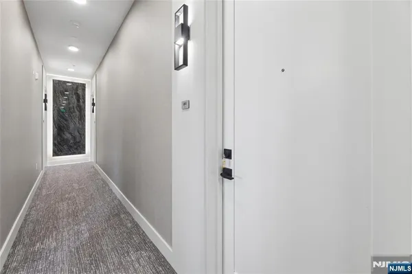 $2,900 | 487 Market Street, Unit 201, Saddle Brook, NJ 07663