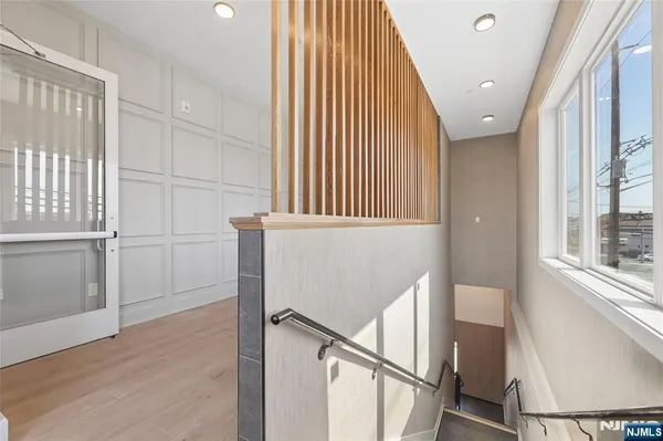 $2,900 | 487 Market Street, Unit 201, Saddle Brook, NJ 07663