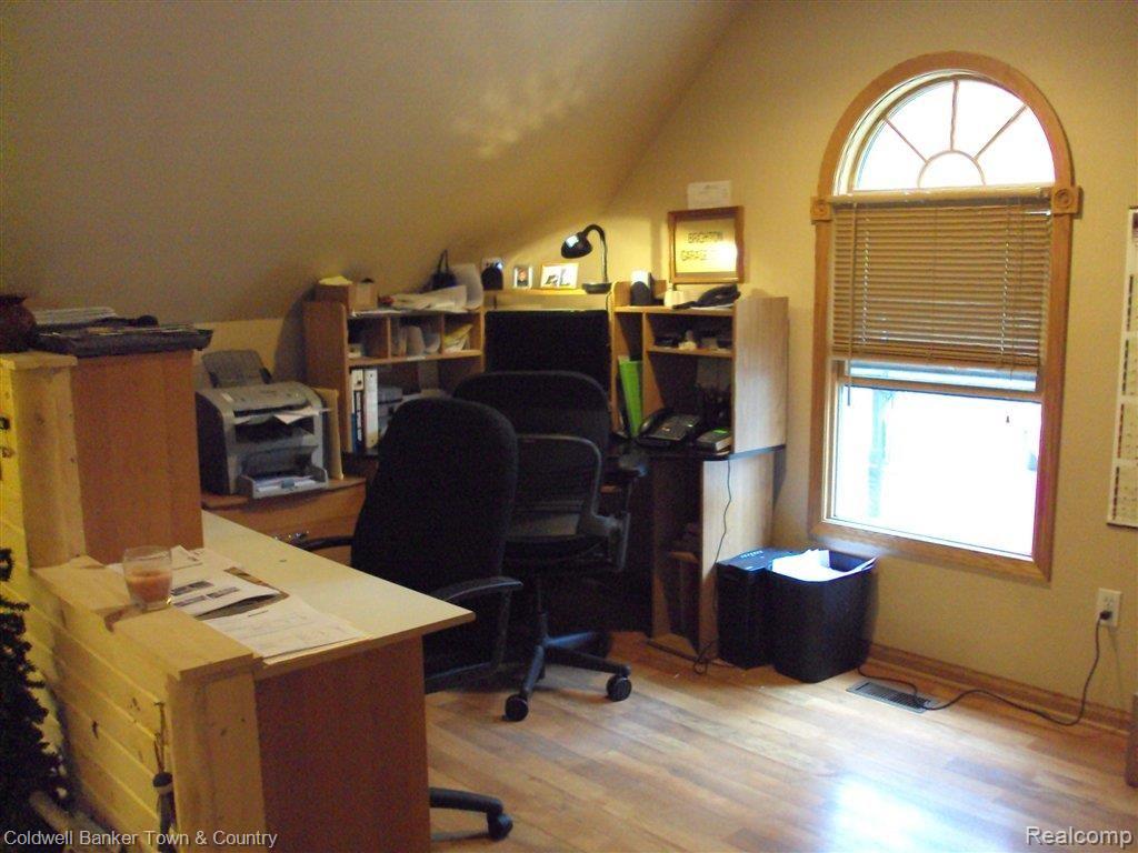 4556 Richardson Road Howell, MI 48843 - Photo 21 of 25 Office Area in Bonus Room