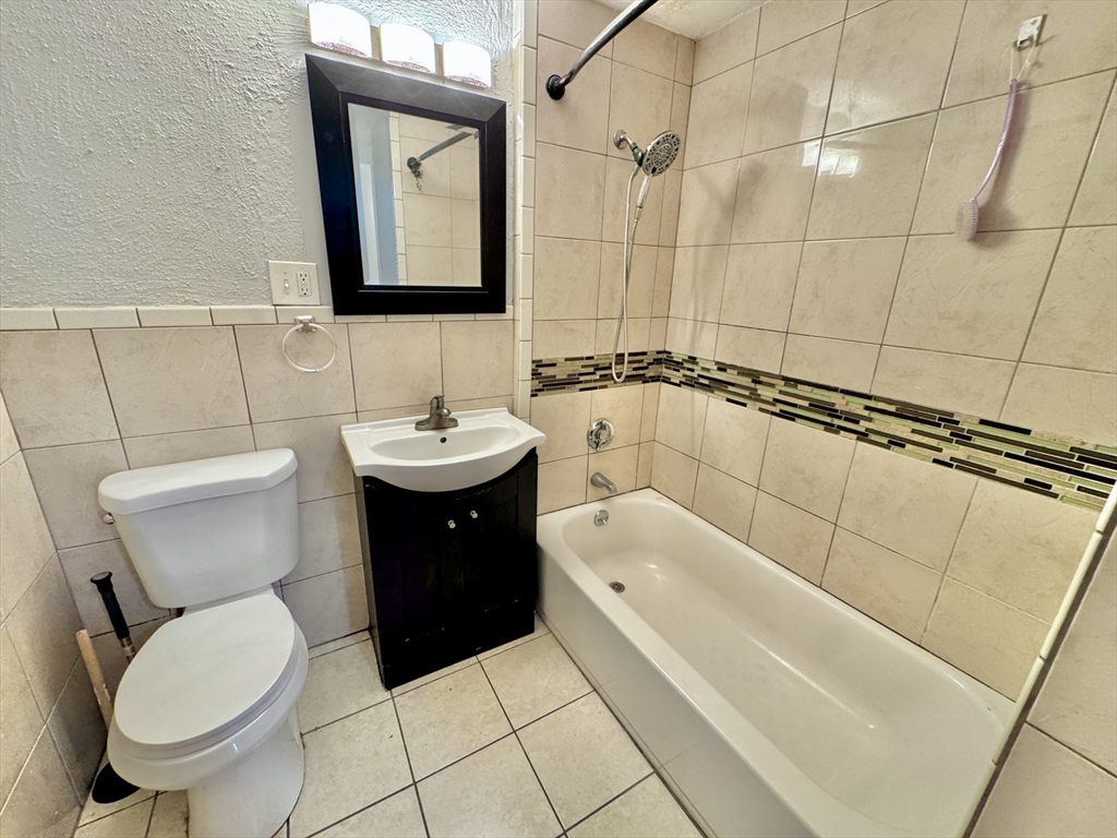 124 Addison Street, Unit 7 Chelsea, MA 02150 - Photo 10 of 11 Gallery Image 10