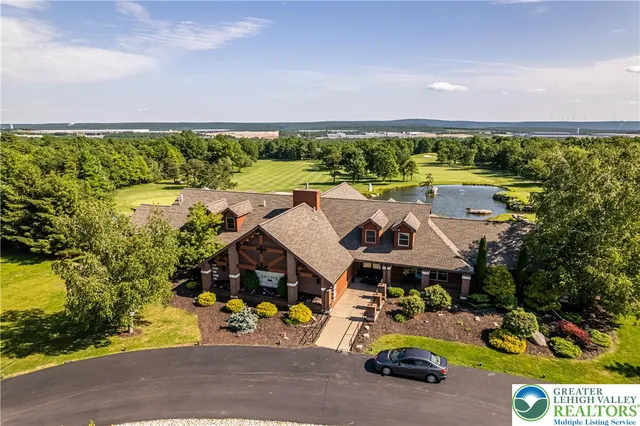 $529,000 | 720 Turnberry Lane, Hazleton, PA 18202