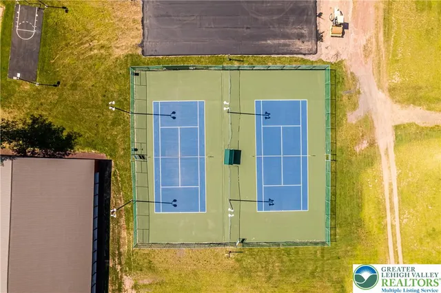 $529,000 | 720 Turnberry Lane, Hazleton, PA 18202