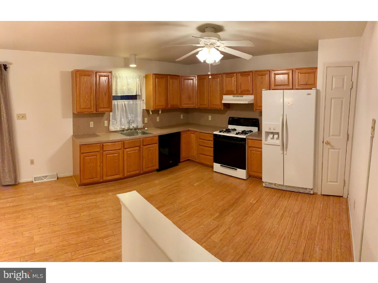 274 North View Road Fleetwood, PA 19522 - Photo 5 of 16 Gallery Image 5