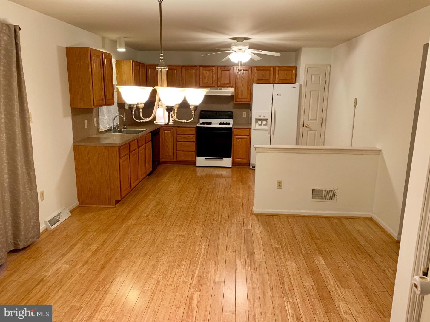 274 North View Road Fleetwood, PA 19522 - Photo 7 of 16 Gallery Image 7