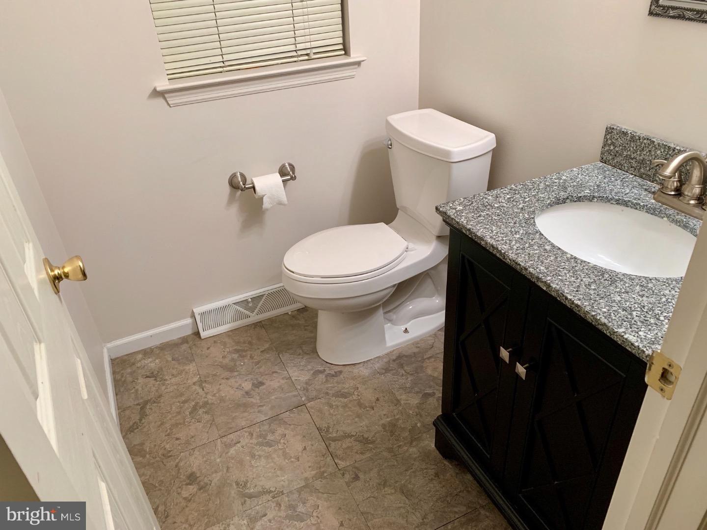274 North View Road Fleetwood, PA 19522 - Photo 8 of 16 Gallery Image 8
