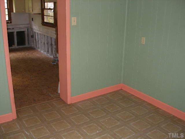 214 North King Charles Road Raleigh, NC 27610 - Photo 5 of 12 Dining Room