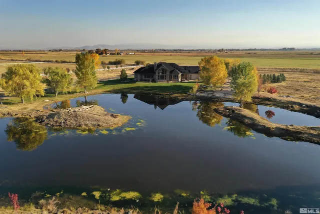 a view of a lake with houses