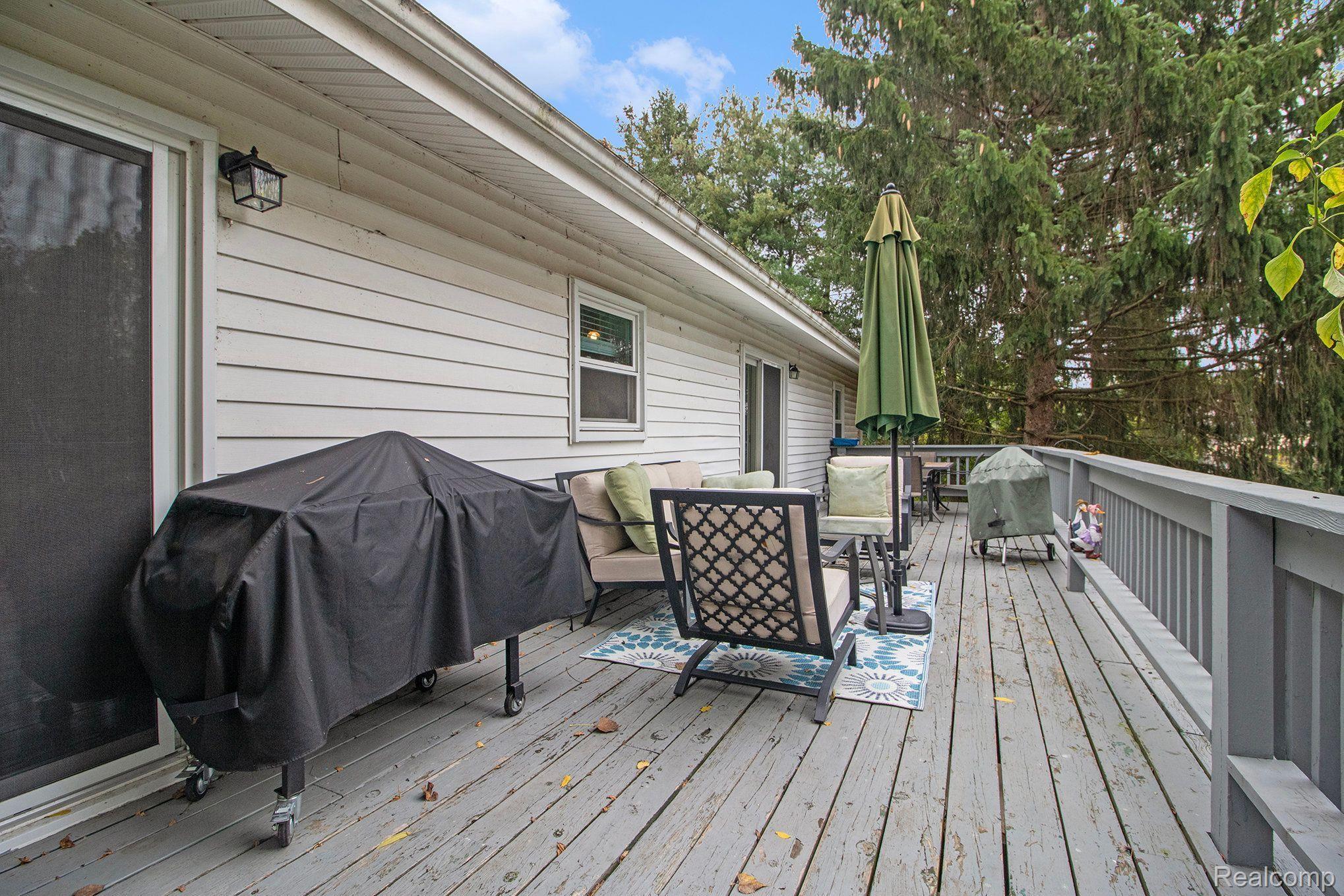41595 Savage Road Belleville, MI 48111 - Photo 21 of 43 Gallery Image 21