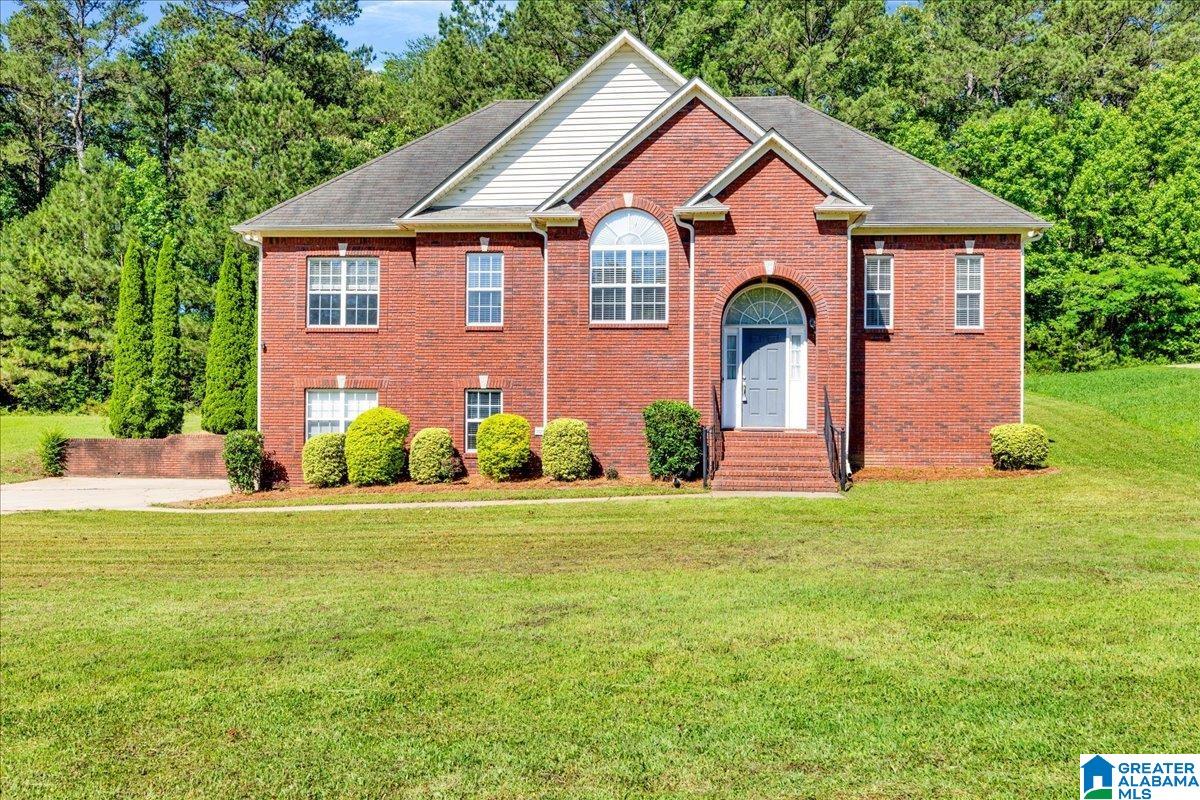 555 Ridgefield Way Odenville, AL 35120 - Photo 1 of 36 Gallery Image 1