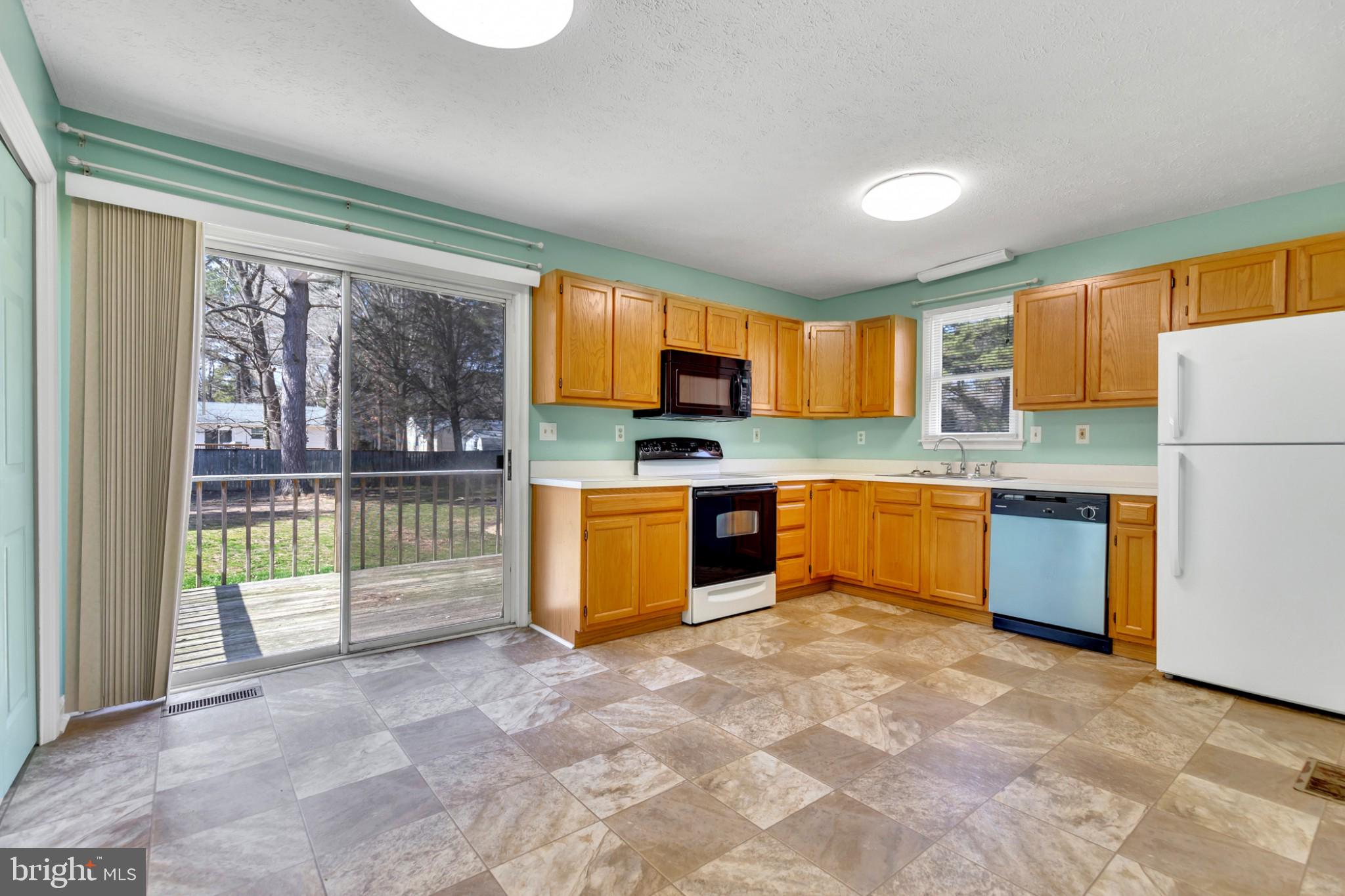 29841 Lee Road Mechanicsville, MD 20659 - Photo 2 of 31