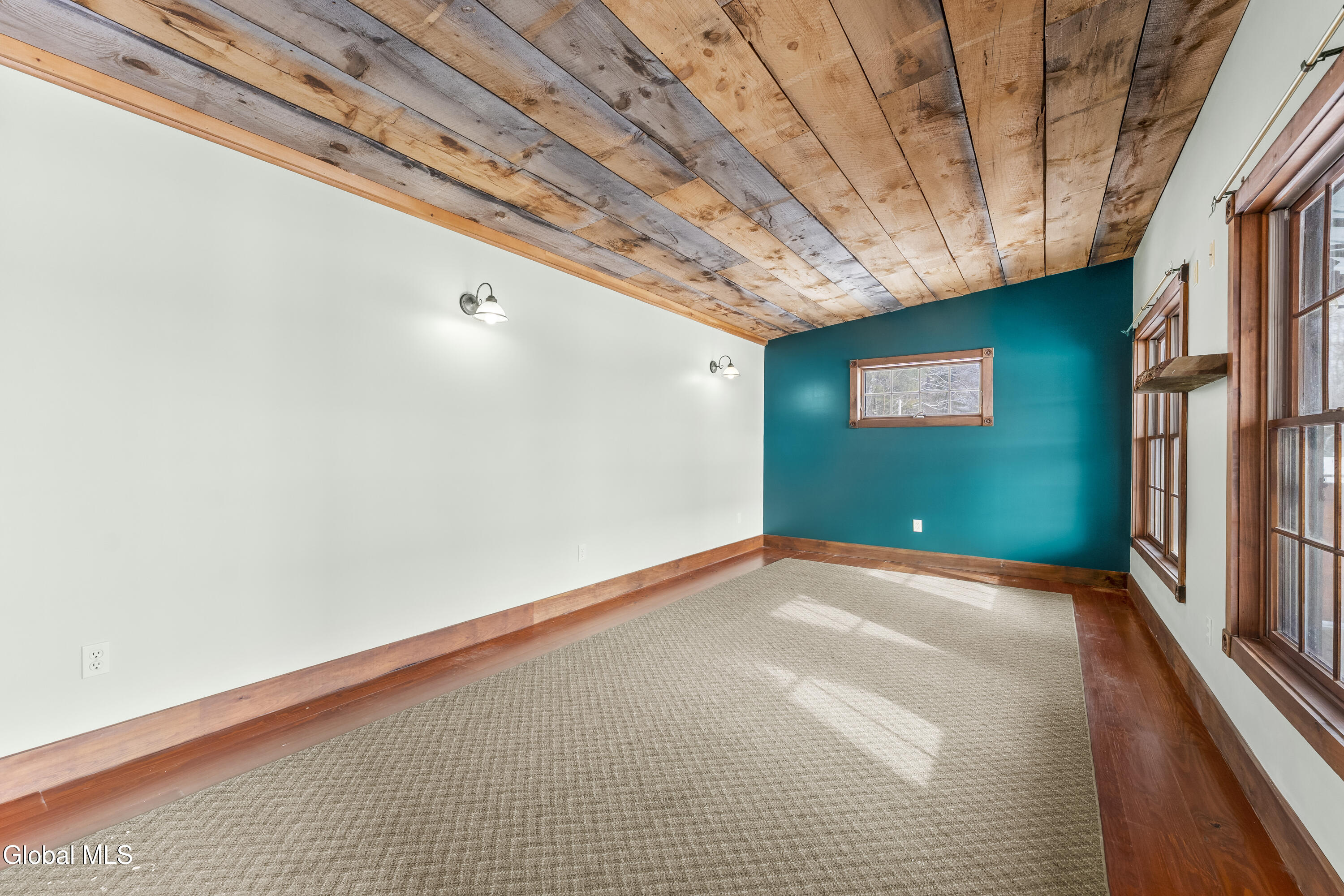 46-48 Dineen Road Queensbury, NY 12845 - Photo 21 of 53 DOD08889