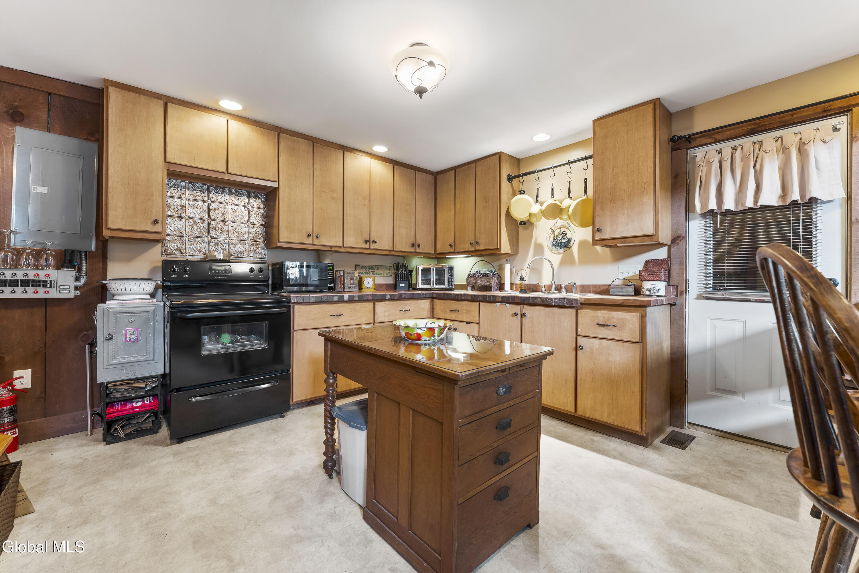 46-48 Dineen Road Queensbury, NY 12845 - Photo 45 of 53 DOD09216