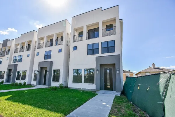 $2,850 | 15000 South Richmond Avenue, Unit 6, Almont, CO 81210