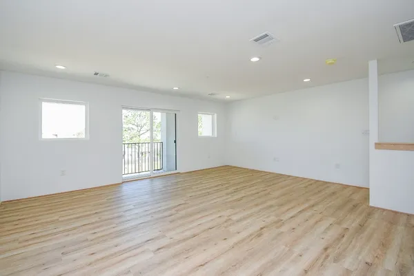 $2,850 | 15000 South Richmond Avenue, Unit 6, Almont, CO 81210