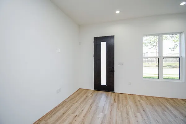 $2,850 | 15000 South Richmond Avenue, Unit 6, Almont, CO 81210